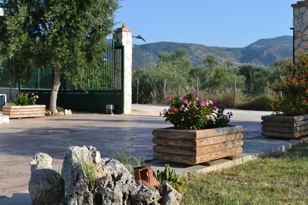 Villa Agriturismo Antichi Ulivi Mattinata Exterior foto