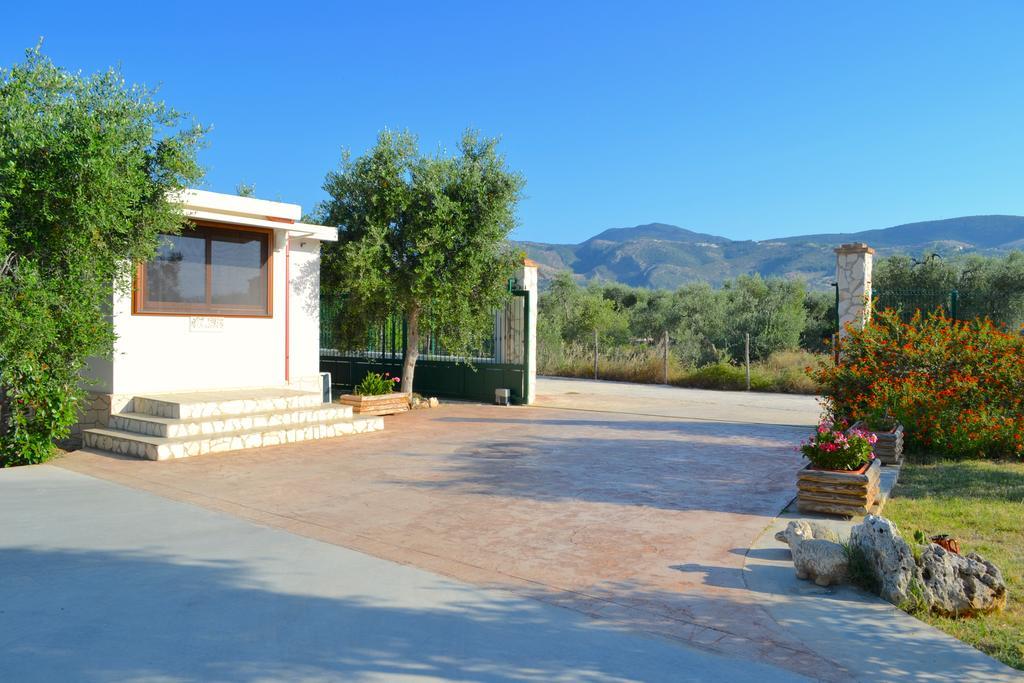 Agriturismo Antichi Ulivi Mattinata Exterior foto
